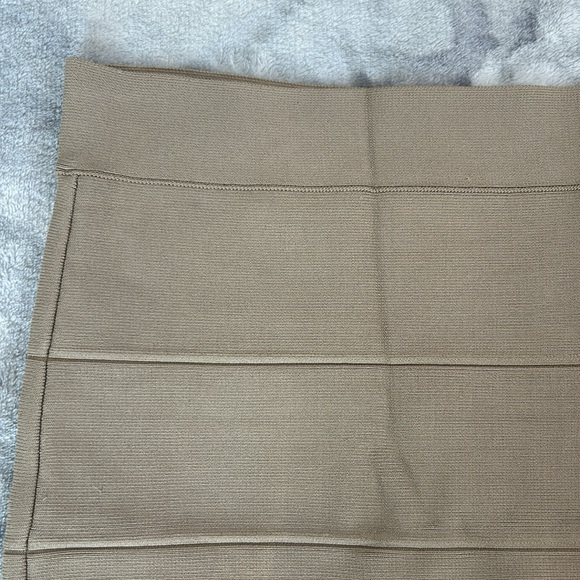 BCBGMAXAZRIA Tan Pencil Skirt - Picture 3 of 4